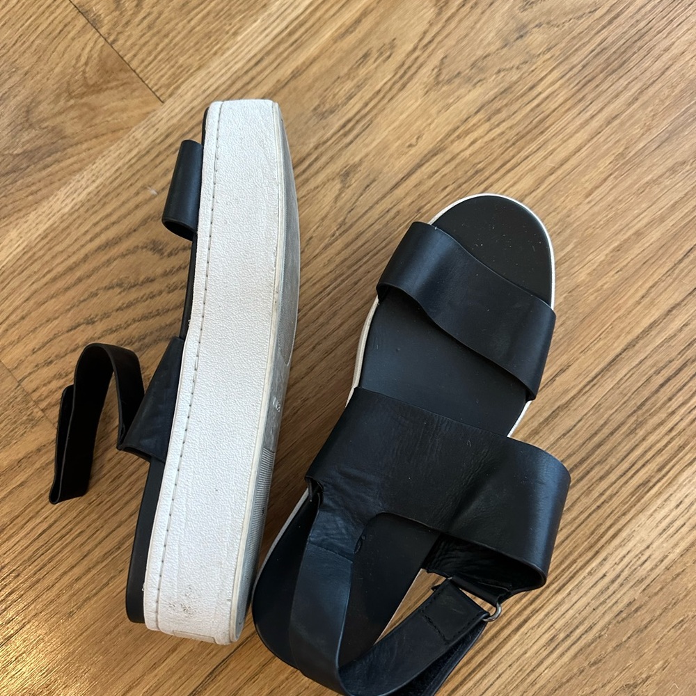 Vince Black Platform Strap Sandals